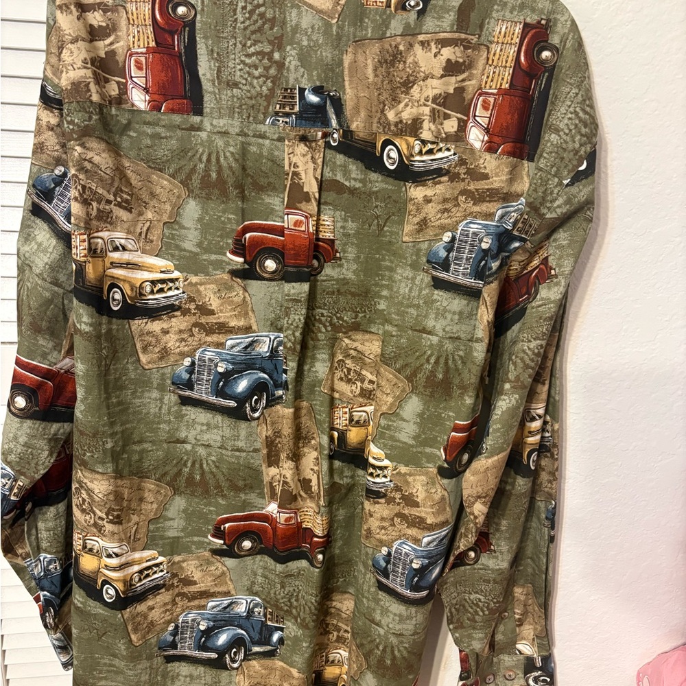 North River Outfitters - Men’s Vintage Car Print Shirt. NWT. - Picture 5 of 7